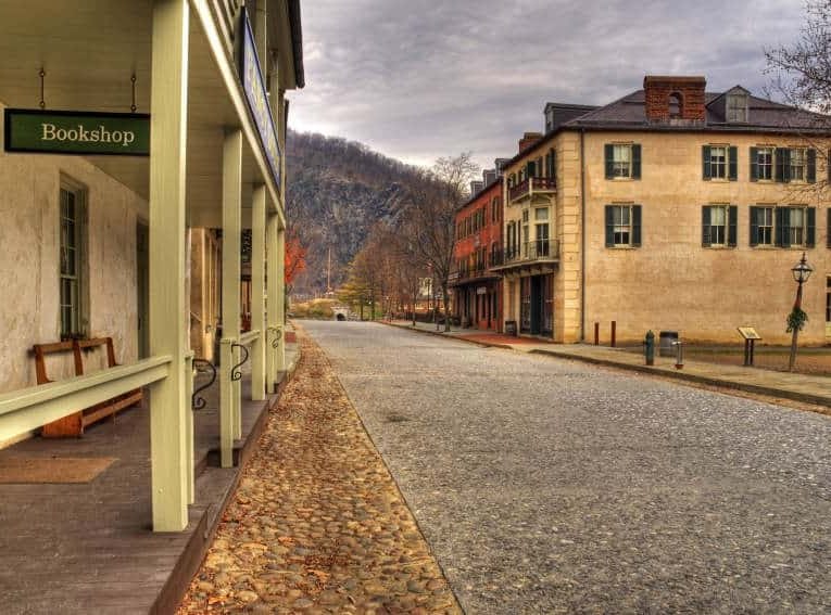 iStock 000005418628Small