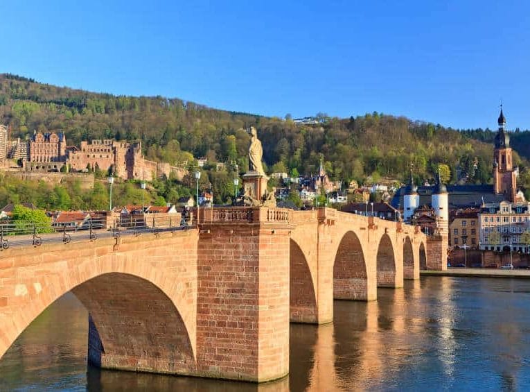 iStock 000016292362Small