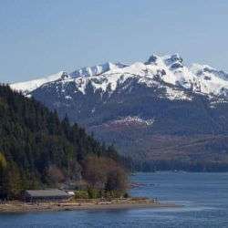 iStock_000020149585Small