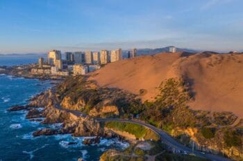 image of the seaside in chile for wonder voyage blog post about ai trip planning